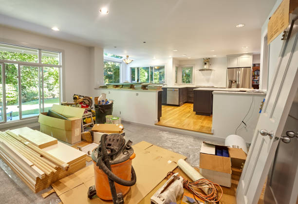 Professional Kitchen Renovation technician working in Glencoe, FL